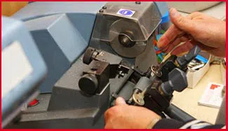 Pompano Beach Locksmith Store Pompano Beach, FL 954-281-3213 - 9-key-cutting